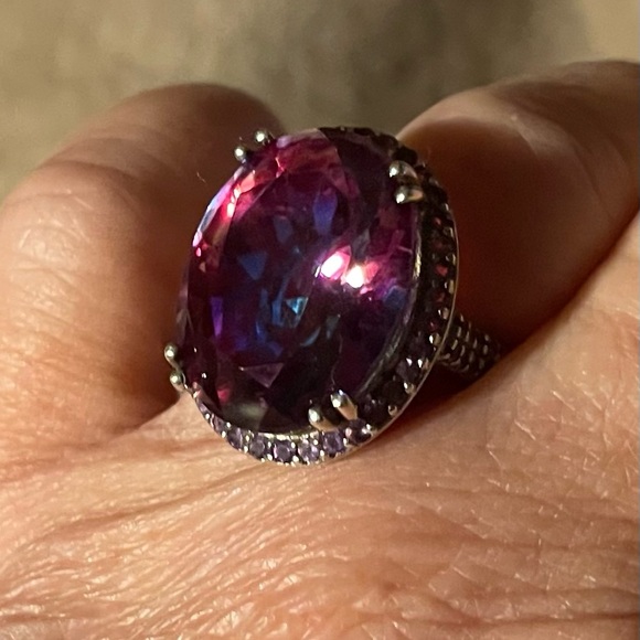 ***GENUINE ORIENTAL RUBY -HUGE STATEMENT RING-SIZE 7*** - Picture 3 of 16